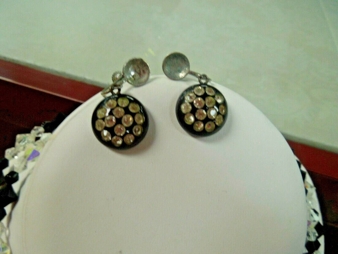 r107 14 Piece Lot of Pearl ,Rhinestone,beads, Jewelry Necklace Set Brooches Earrings Vintage Jewelry Some Are Signed