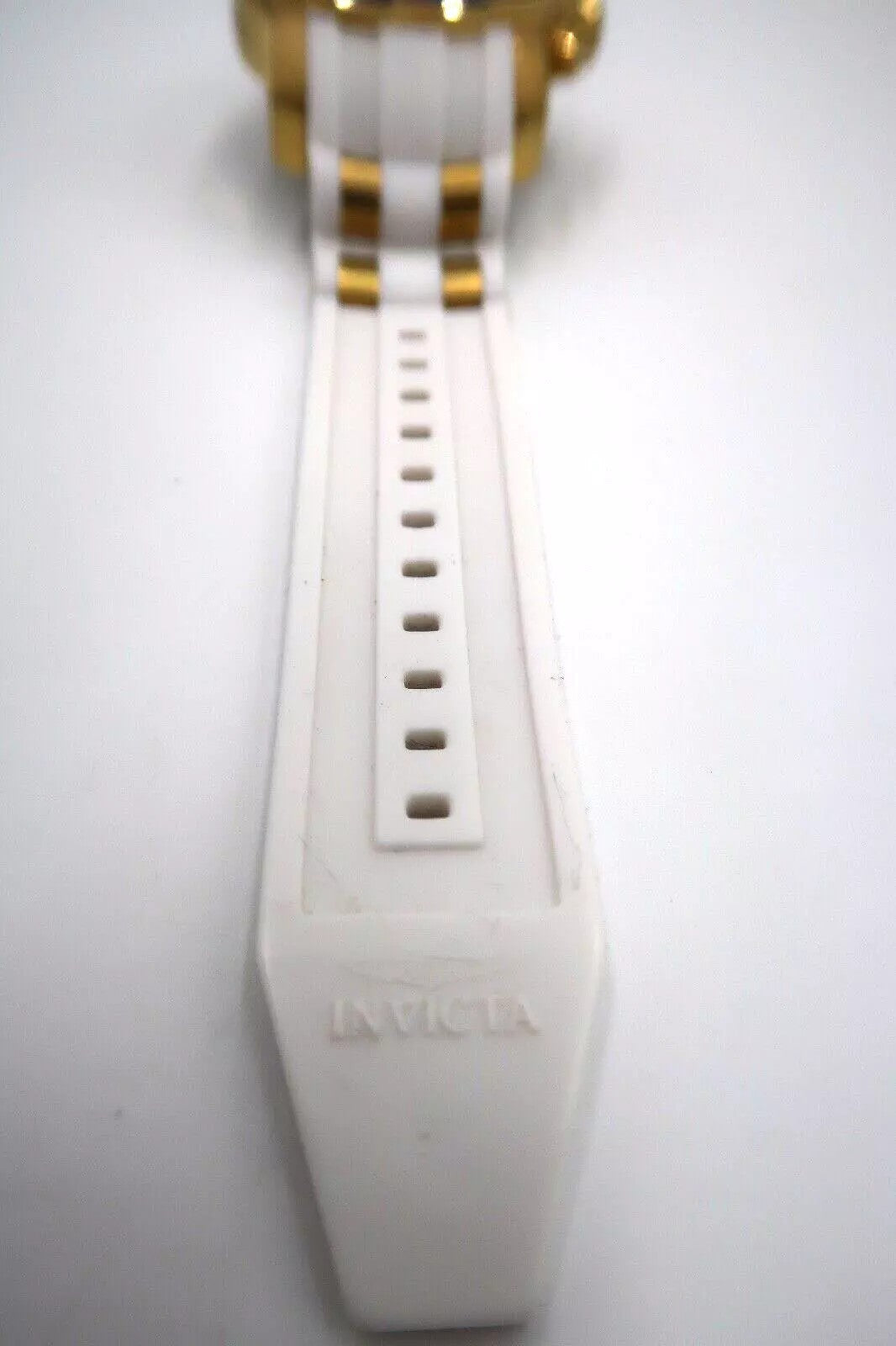 t353 Invicta Men's 20288 Pro Diver Analog Display Quartz Gold Watch