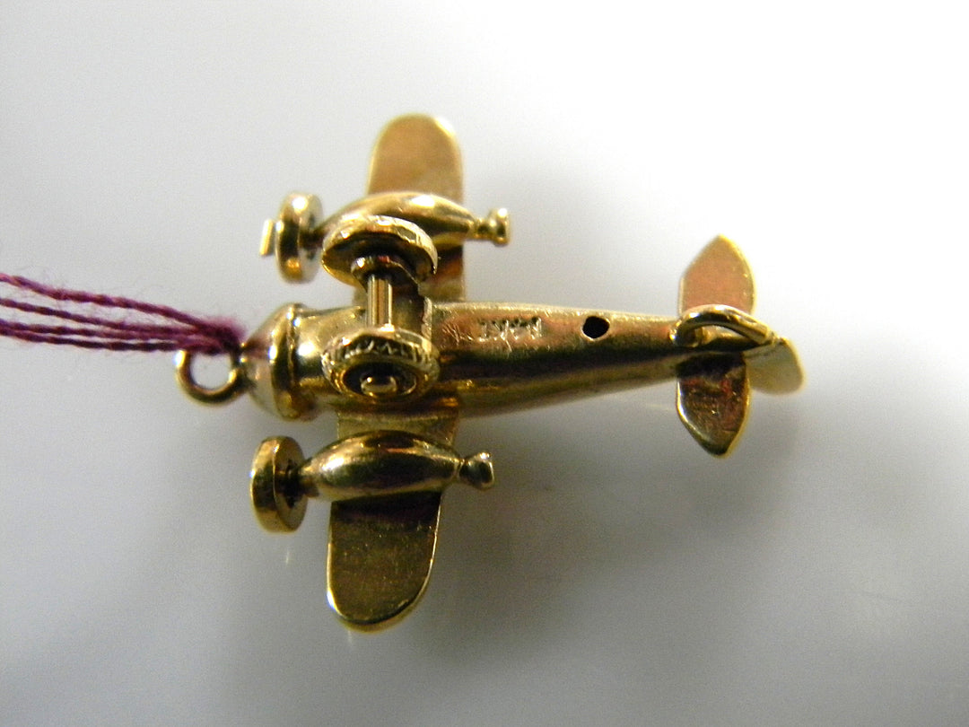 d460 14k Yellow Gold 3D Airplane Charm