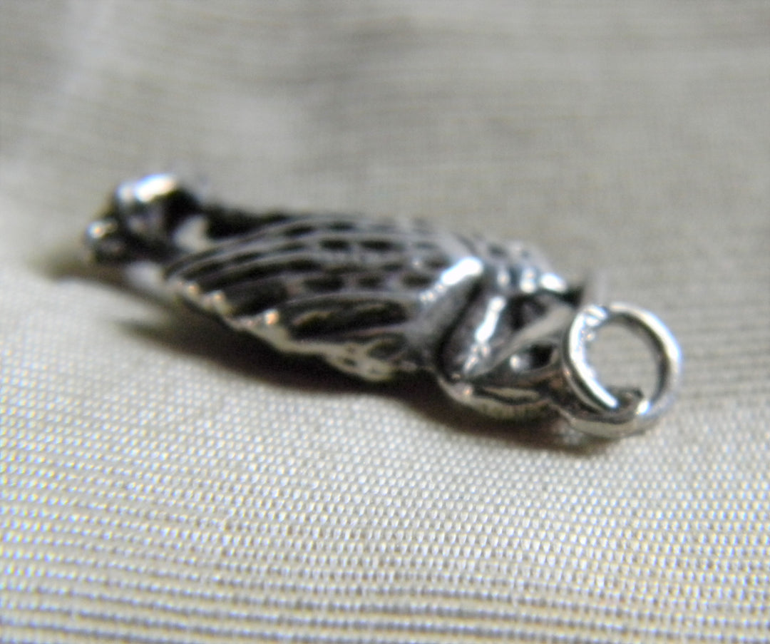 h866 Cute Vintage Sterling Silver Stork Charm or Pendant