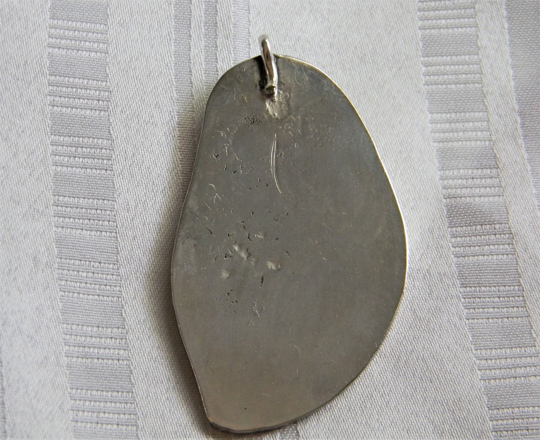 p190 Unique Vintage Sterling Silver Bear Claw Pendant/ Clip with Turquoise