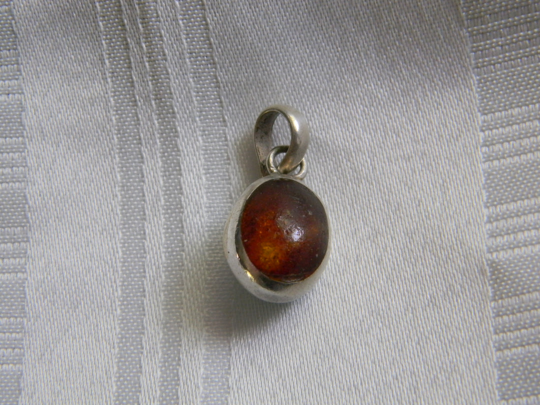 p191 Vintage Sterling Silver Reversible Pendant with Acrylic insets