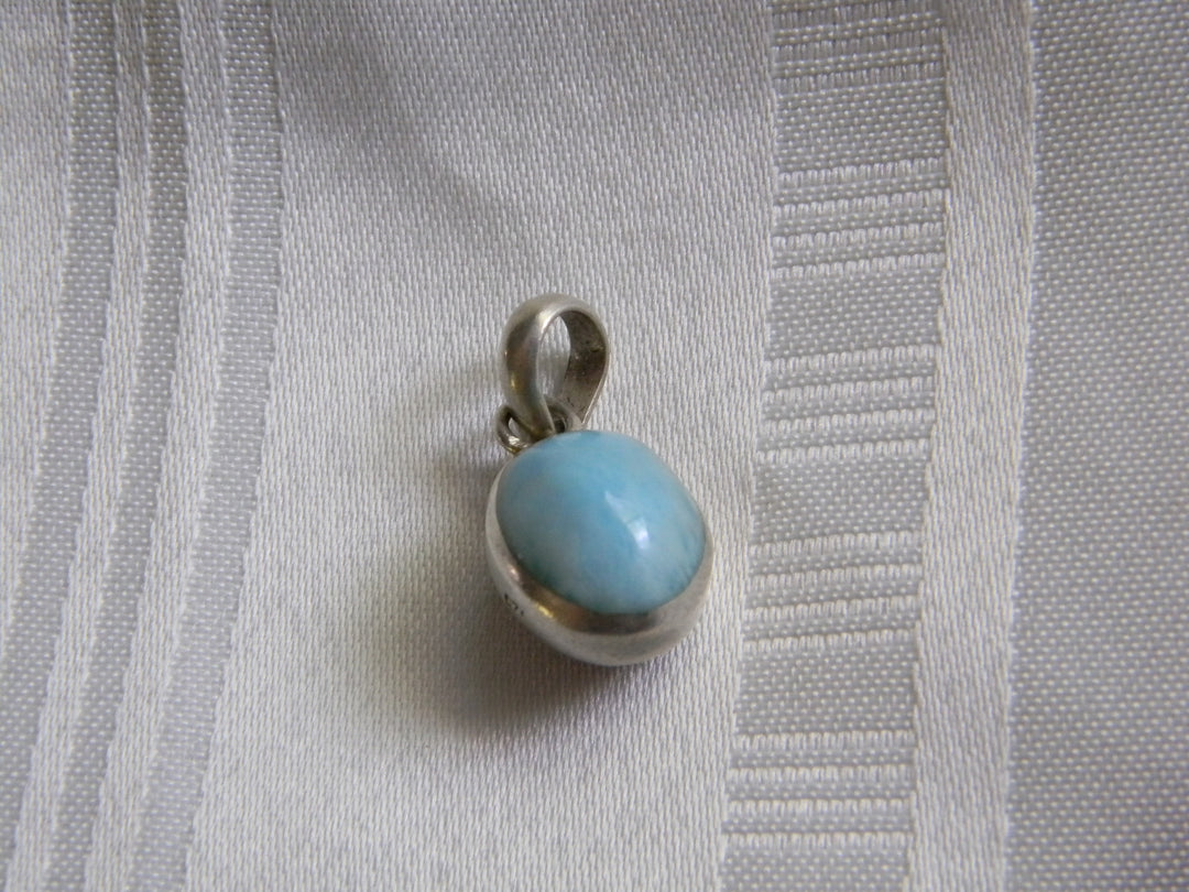 p191 Vintage Sterling Silver Reversible Pendant with Acrylic insets