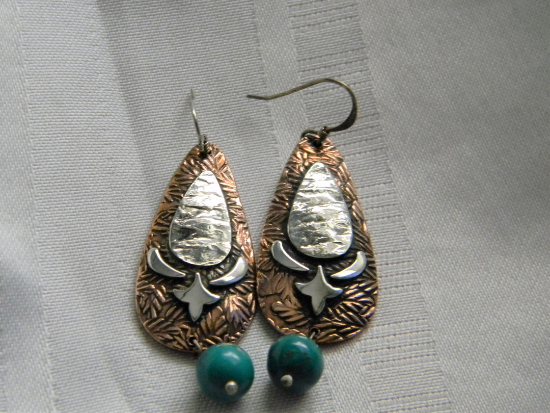 p362 Beautiful Unique Two Tone Tear drop Dangle Earrings on Hooks