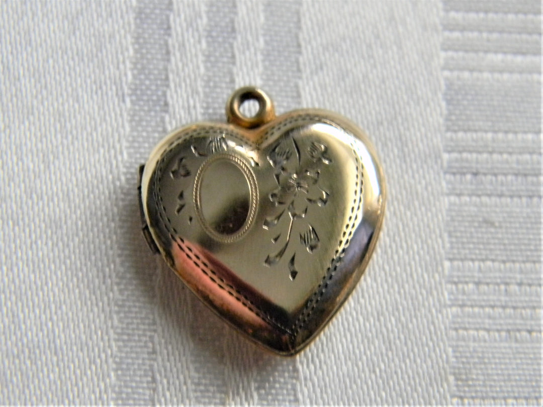 p357 Lovely Heart locket with etched finish - Sterling with 12k gold Plating