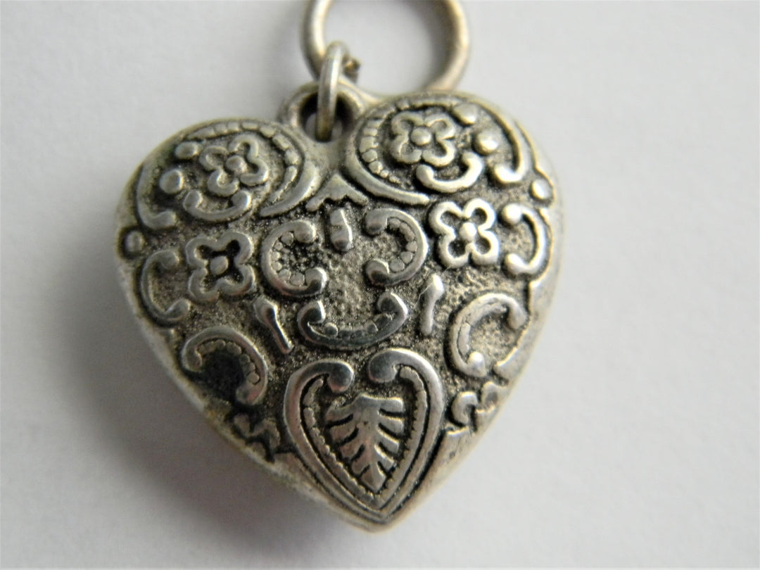 p369 Silver Tone Embossed Puffed Heart Pendant