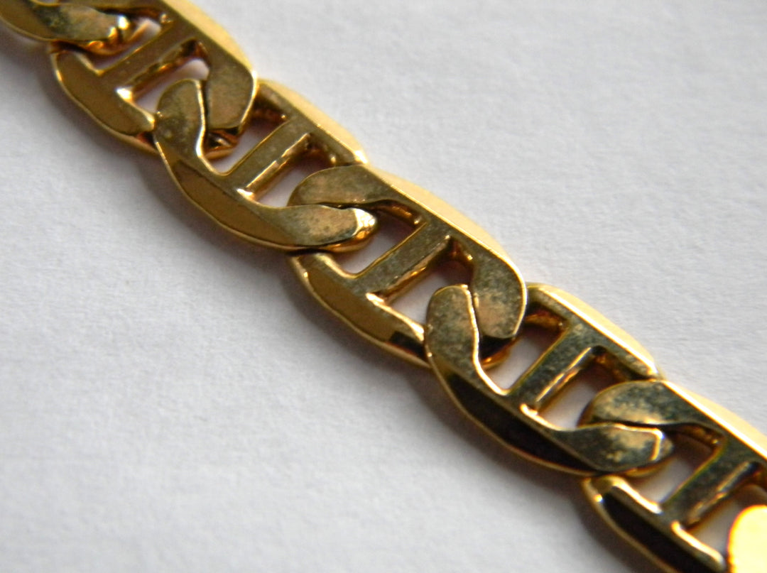 p386 Nice Gold Tone Anchor Neck Chain and Bracelet Set