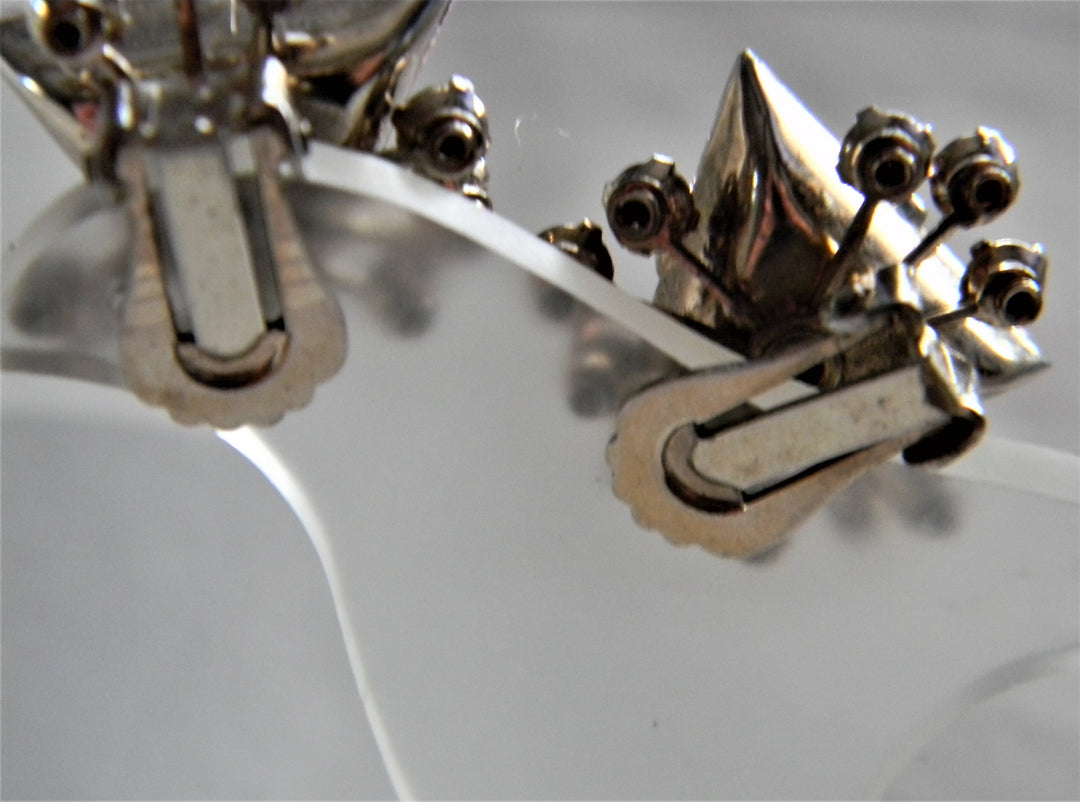 p396 Lovely Vintage Clip On Earrings with Large Triangle Lavender Stones