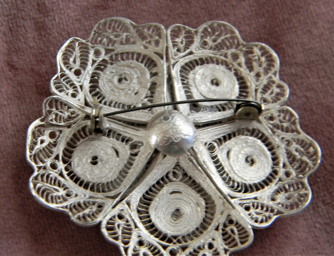 p398 Vintage Silver Filigree Large Flower Brooch