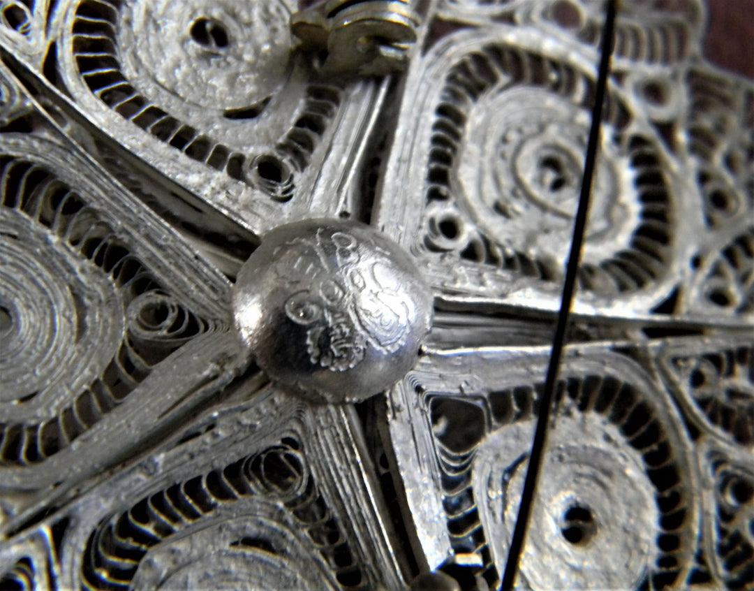 p398 Vintage Silver Filigree Large Flower Brooch