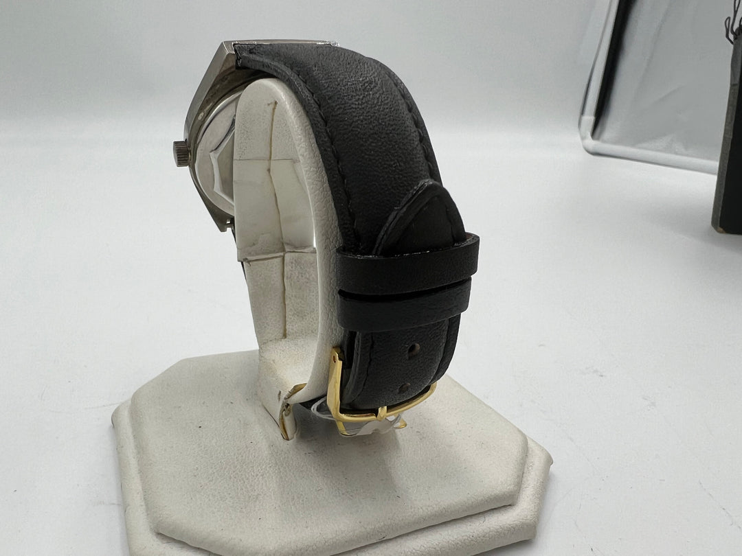 t991 Gruen Self Winding Gray Dial 17 Jewel Wrist Watch