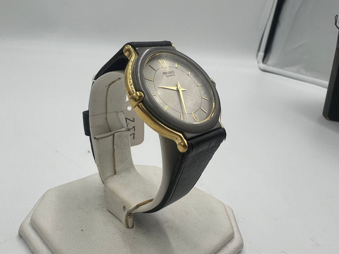 t999 Seiko Mid 80s Ladies Quartz Wrist Watch - Ref 5P30