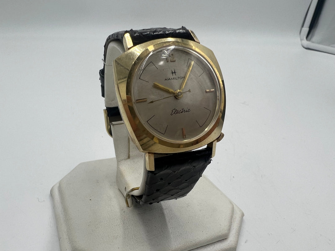 u015 Vintage Hamilton 1960s Electric Taurus Wristwatch