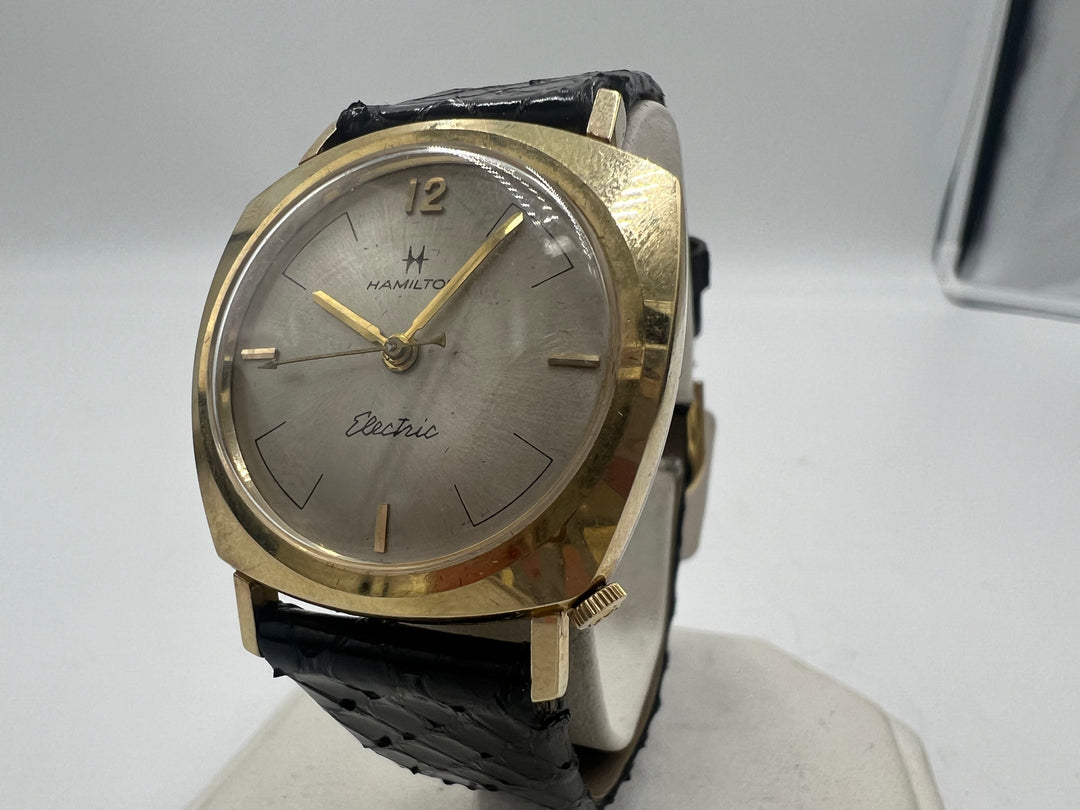 u015 Vintage Hamilton 1960s Electric Taurus Wristwatch