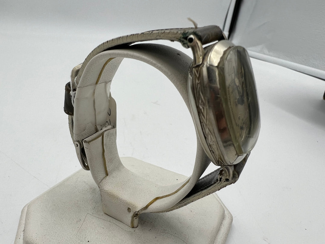 u032 Illinois 1920s Philadelphia Stainless Steel Manual Wind