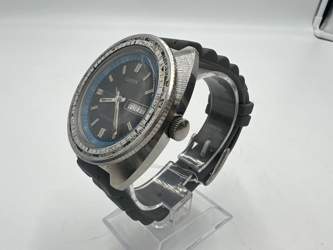 u091 Clinton Day Date Self Winding 25 J Water Resistant Wrist Watch