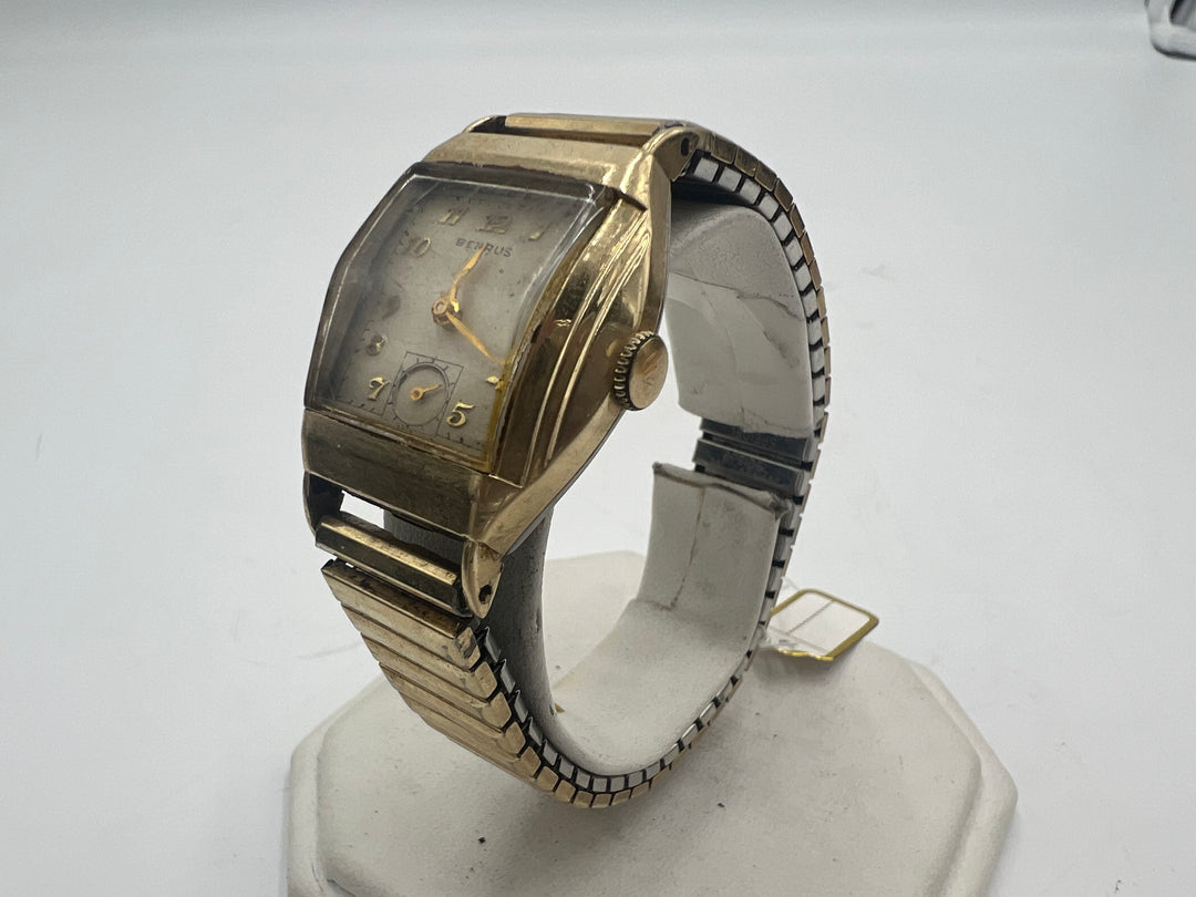 u113 Benrus 1940s 10k Gold Plated Manual Wind Wrist Watch