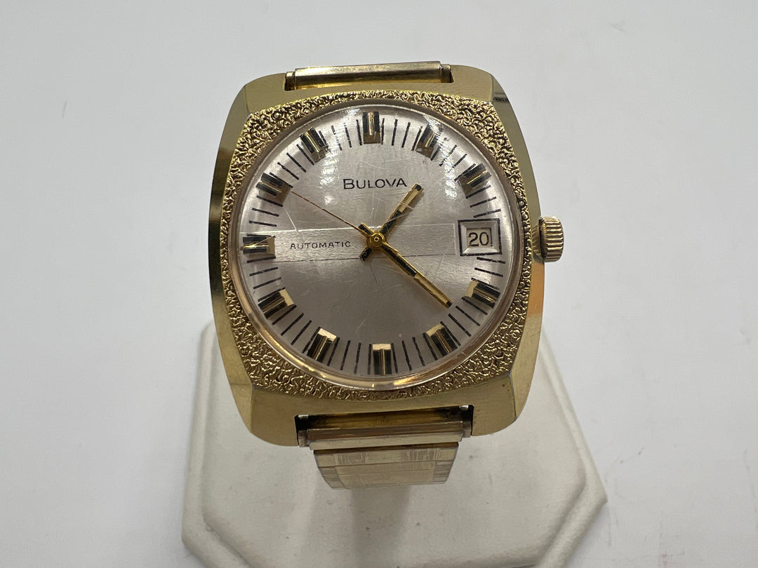 u138 Bulova 1973 N3 Automatic Date Wrist Watch
