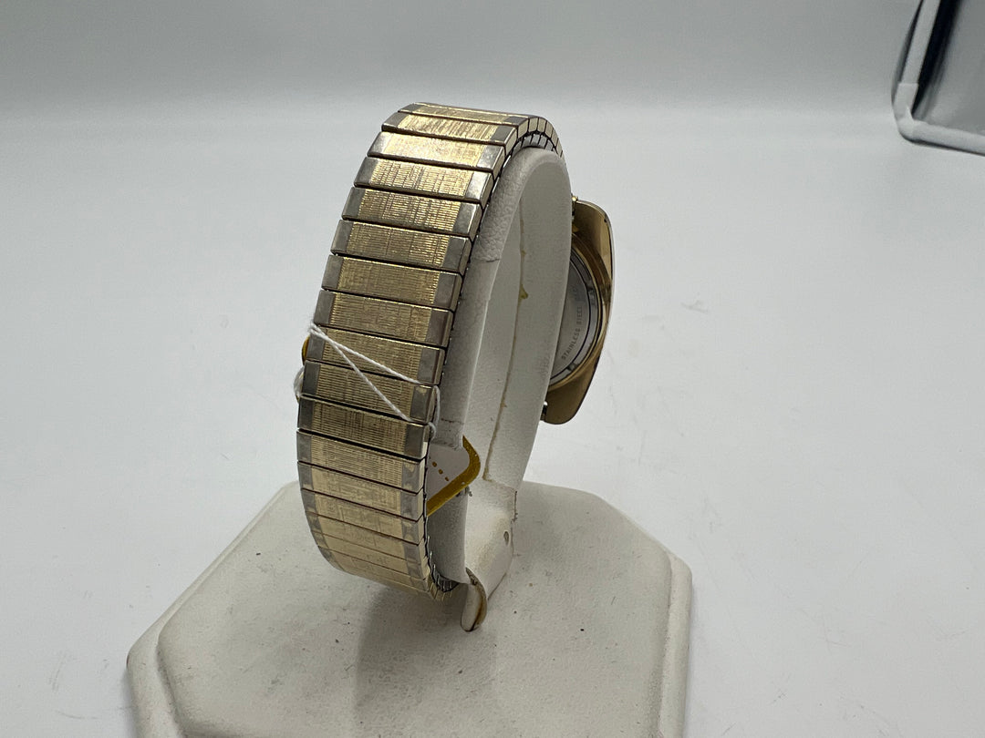 u138 Bulova 1973 N3 Automatic Date Wrist Watch