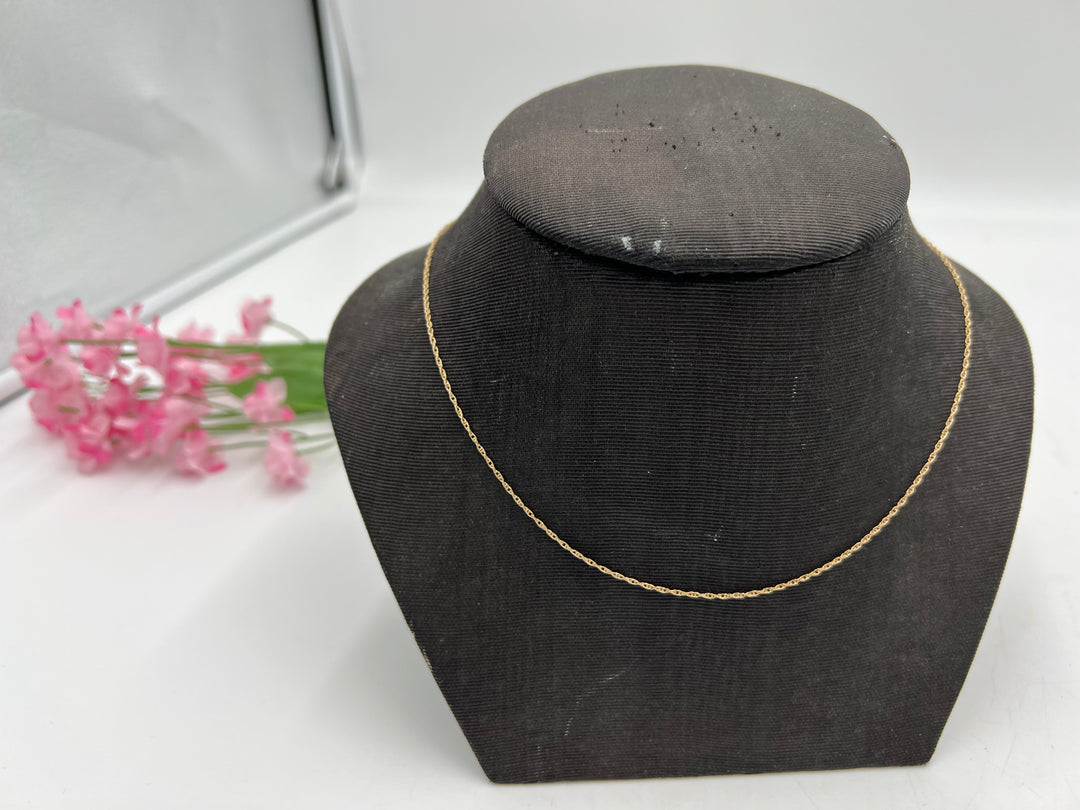 u172 Beautiful 10kt Yellow Gold 24" Chain Link Necklace