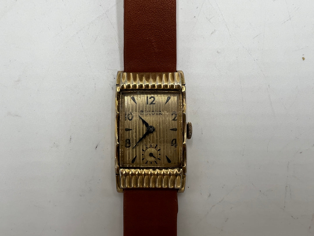 u190 Bulova 1930s 10kt Gold Filled Wrist Watch
