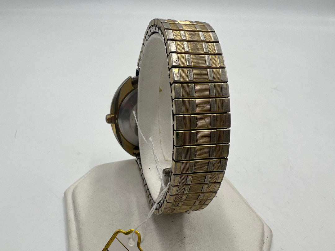 u204 Timex Water Resistant Automatic Day Date Watch