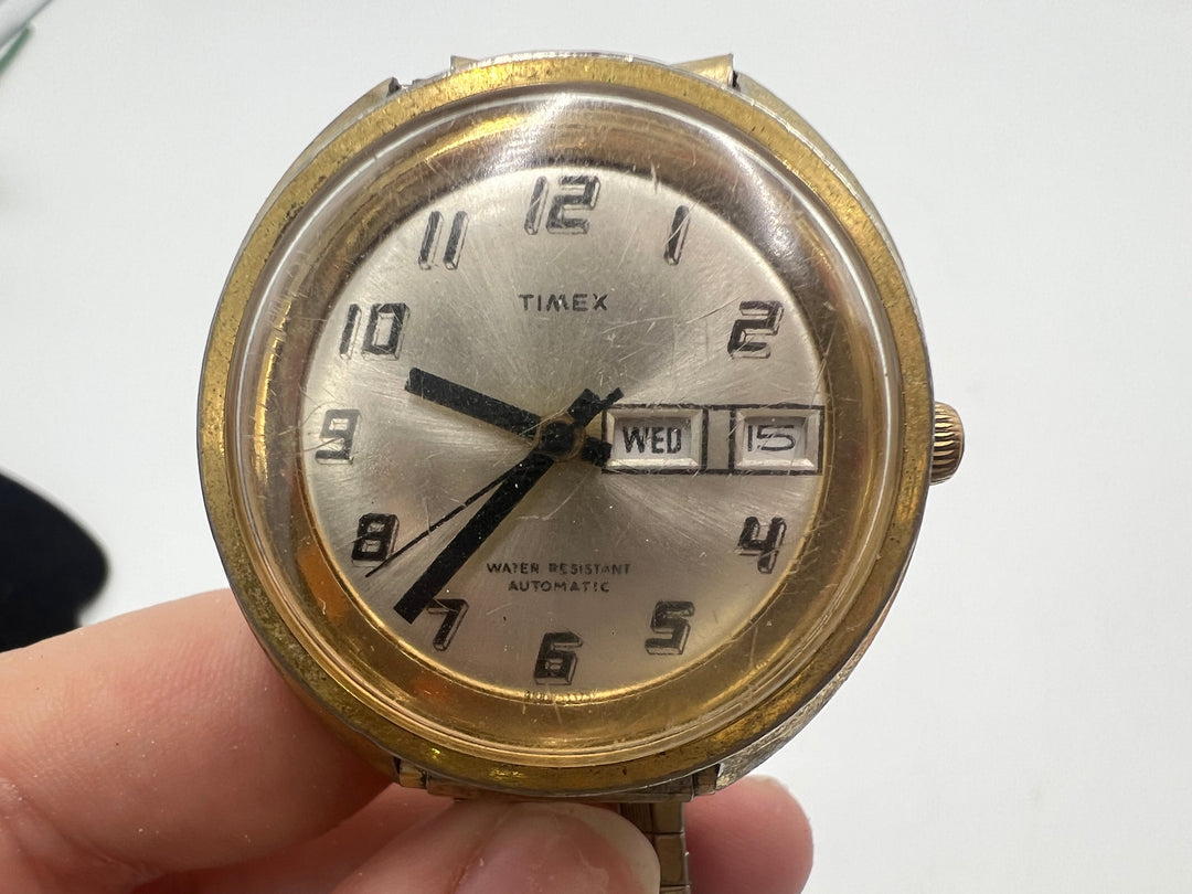 u204 Timex Water Resistant Automatic Day Date Watch