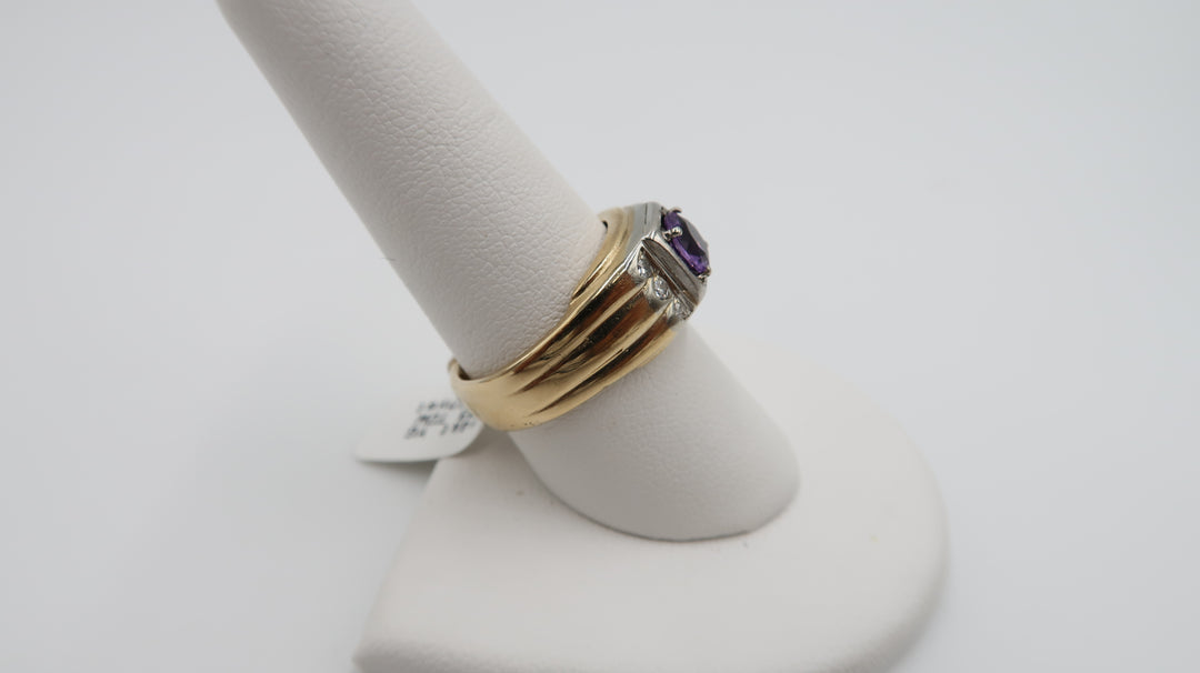 t526 14k Yellow Gold .03 TDW Diamond Amethyst Ring Size 9 1/4