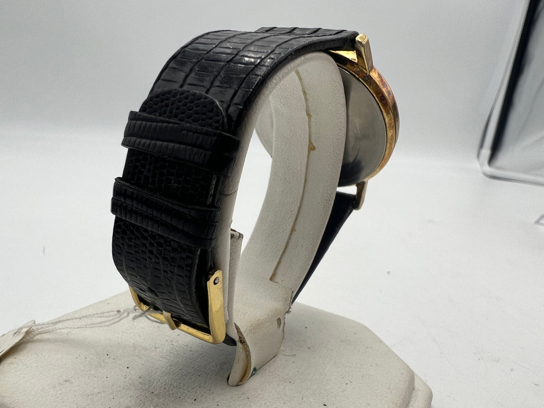 u234 Vintage Timex Snoopy Tennis Watch