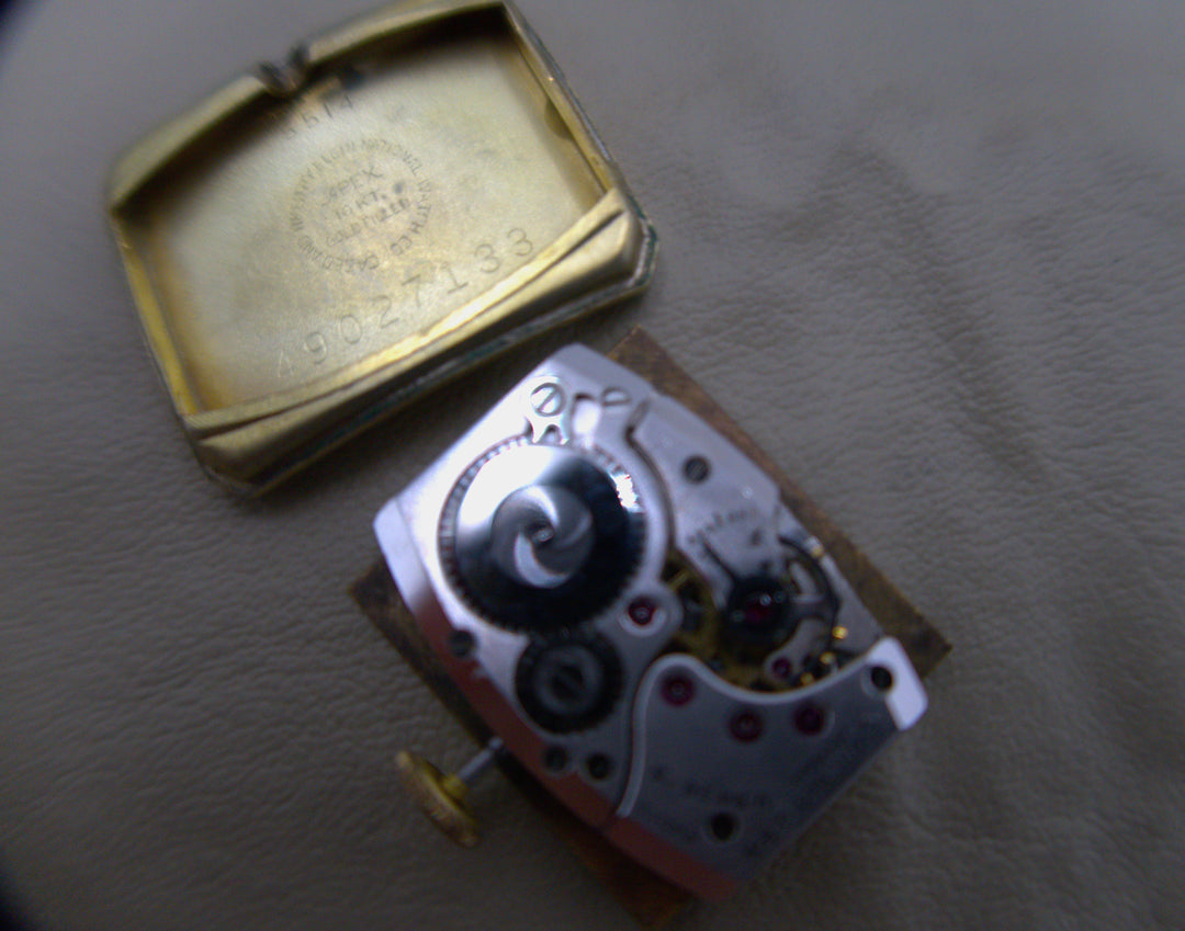 p476 Vintage Elgin Deluxe 1950's Men's Wrist Watch in 10k Gold Filled