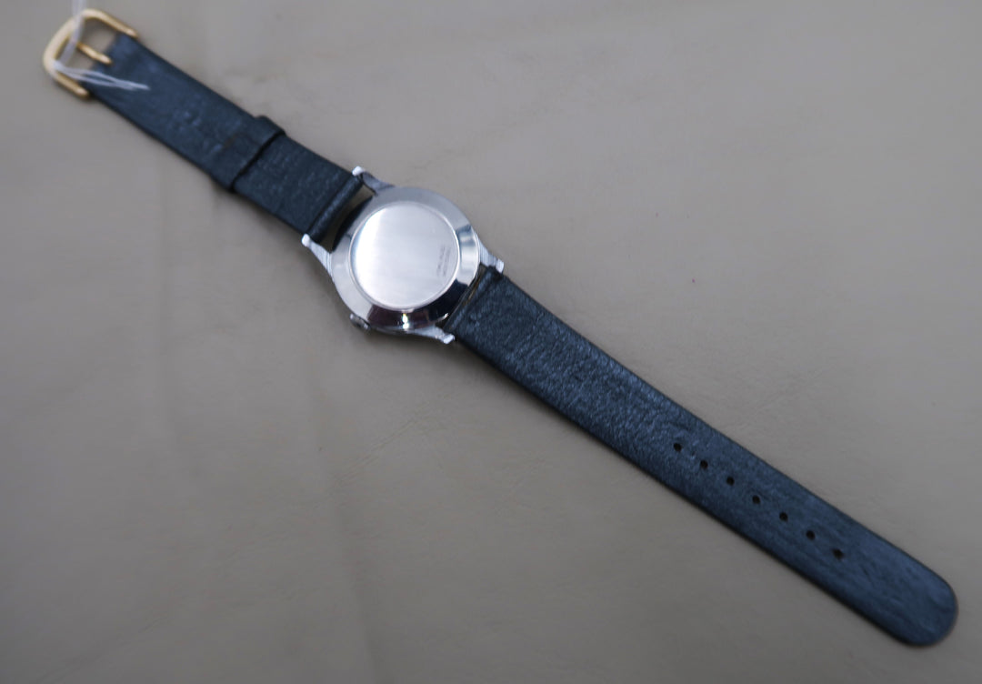 p480 Nice Vintage Heloisa 1940's 17J Mechanical Wrist Watch