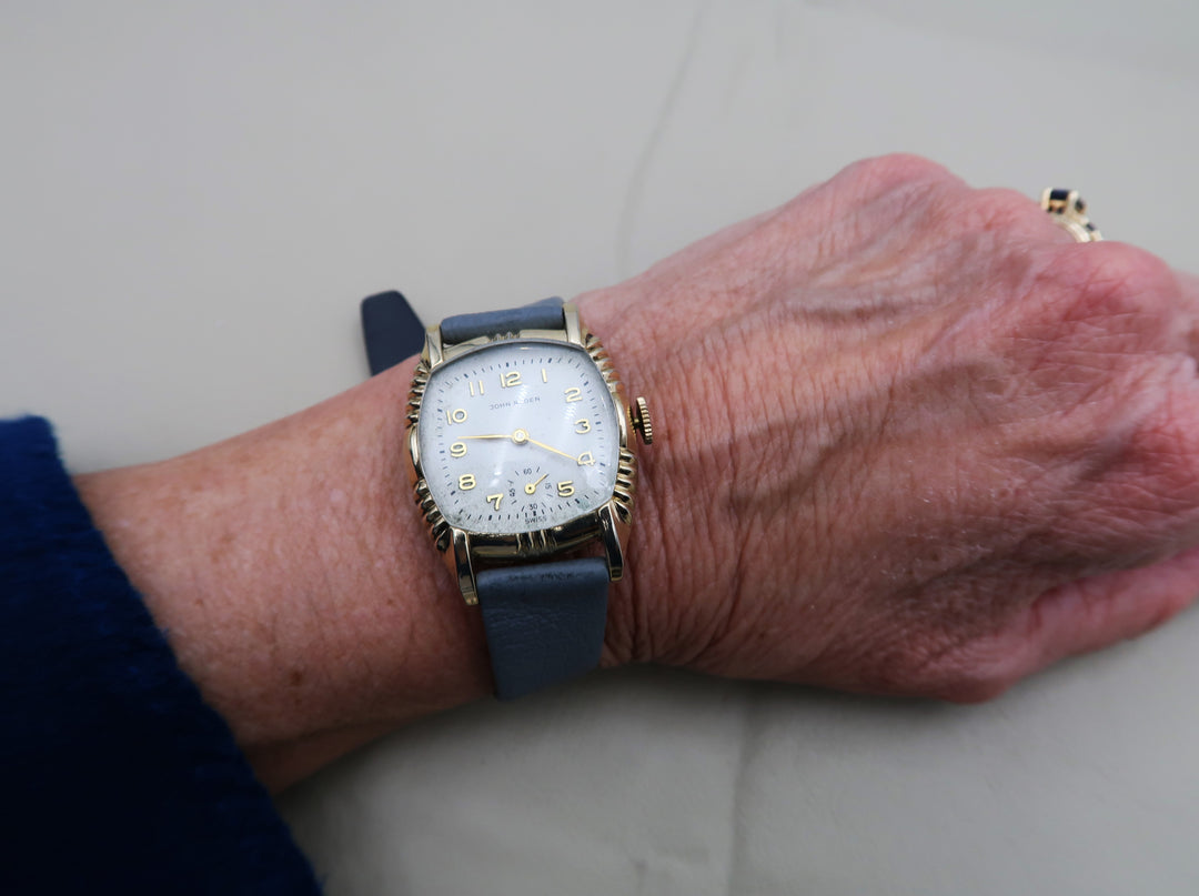 p481 Vintage 1950's John Alden Mechanical Watch in RGP Leather Band