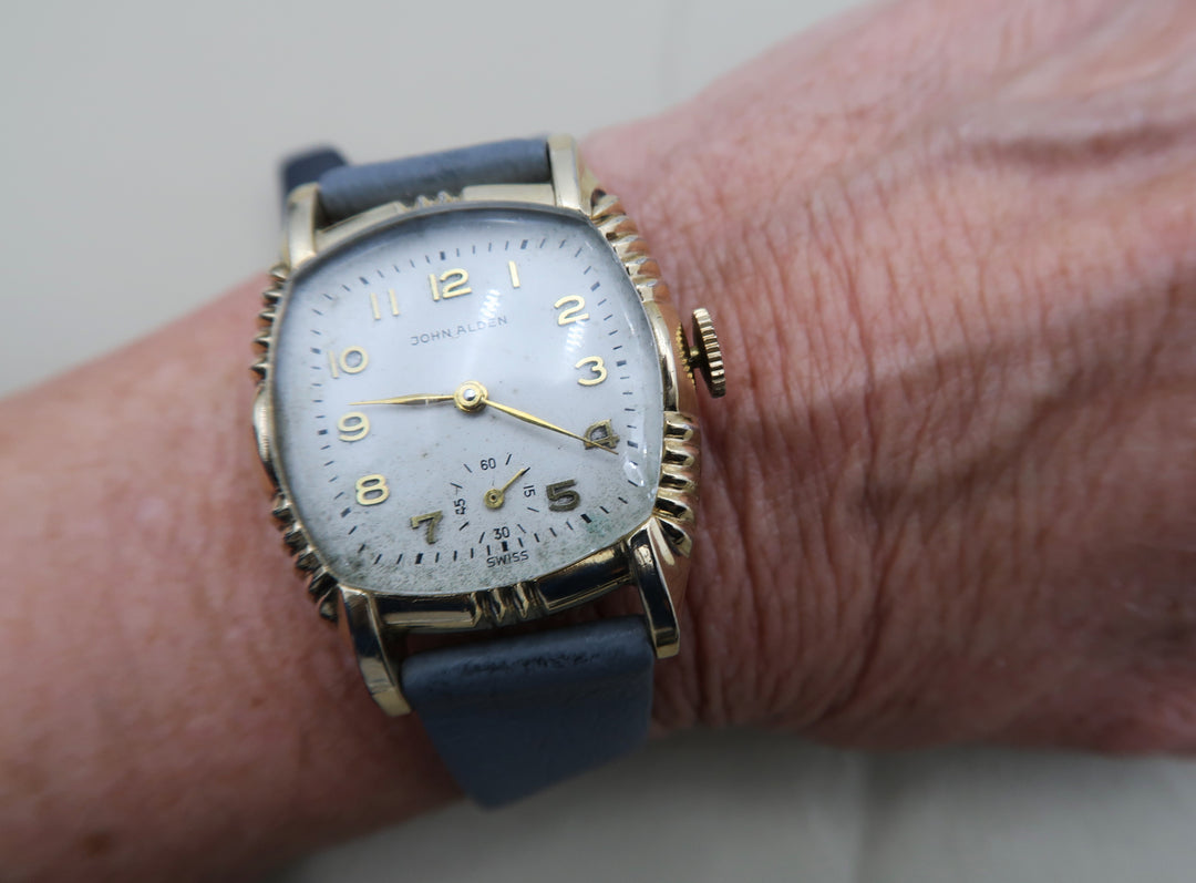 p481 Vintage 1950's John Alden Mechanical Watch in RGP Leather Band