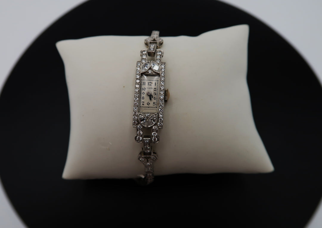 p497 Vintage 1930's Elgin Ladies Swiss Platinum Diamond watch