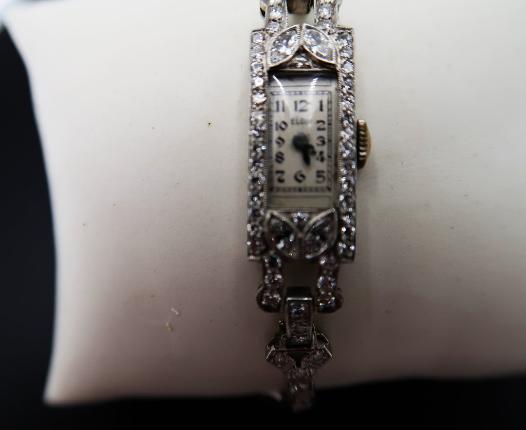 p497 Vintage 1930's Elgin Ladies Swiss Platinum Diamond watch