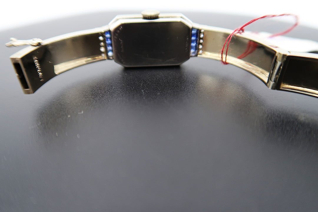 p498 Vintage Ladies 18k White Gold Diamond/ Sapphire Bangle watch