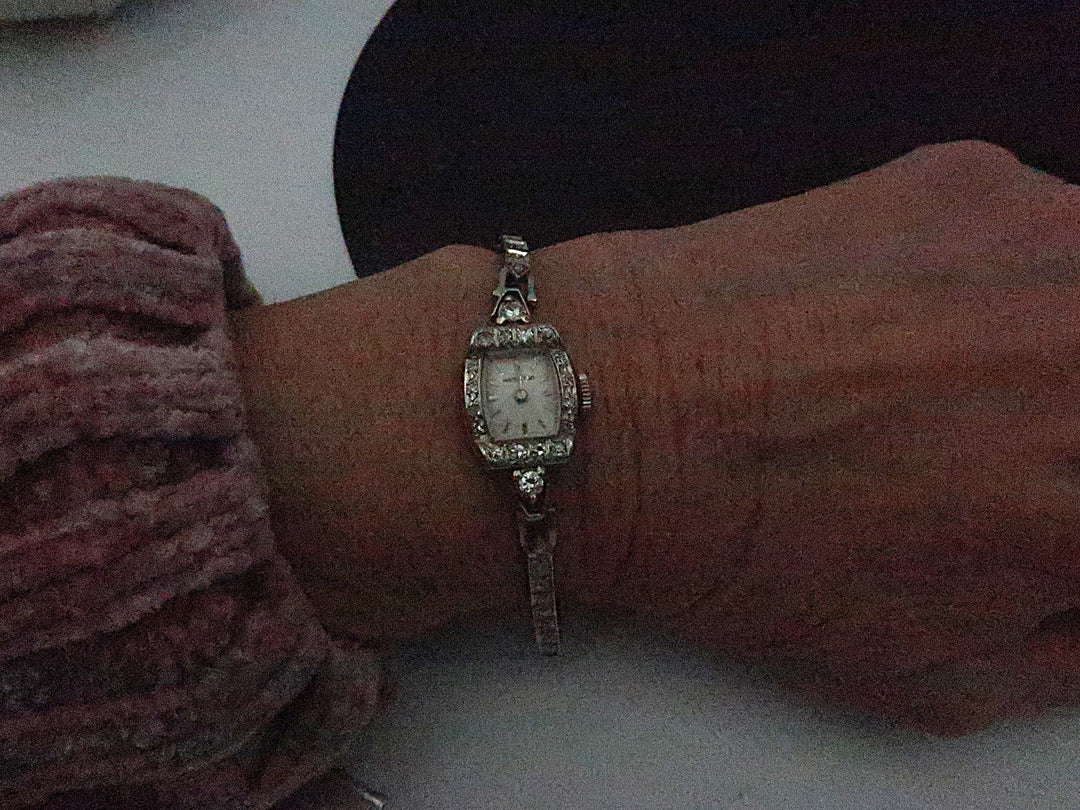 p499 Vintage Ladies Hamilton 14k White Gold Diamond Wristwatch