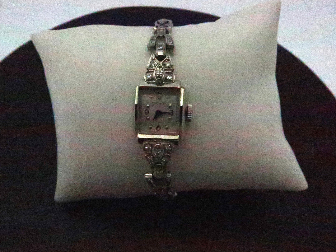 p501 vintage 14k White Gold Women's Diamond Hamilton Watch