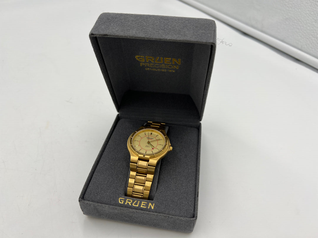 t693 Vintage Gruen Gold Tone Quartz Men's Watch