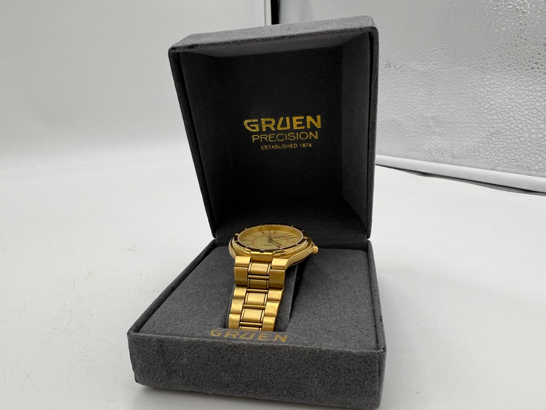 t693 Vintage Gruen Gold Tone Quartz Men's Watch