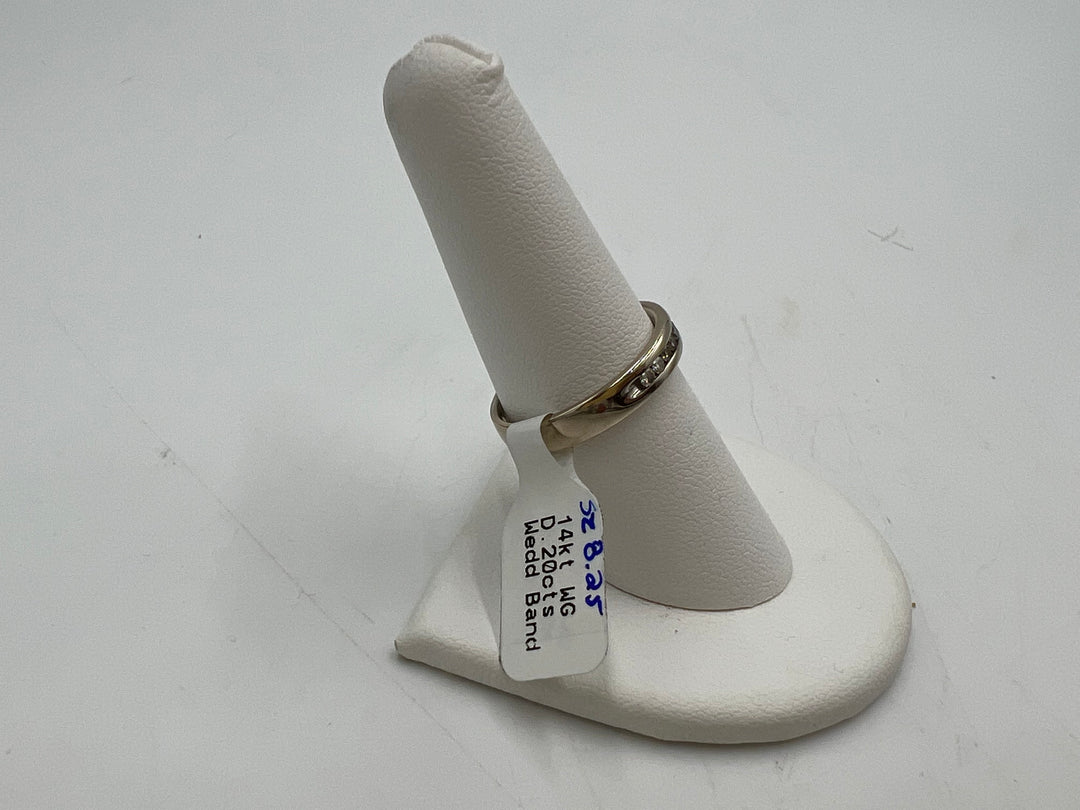 t707 Simple White Gold and Diamond Wedding Band 3mm