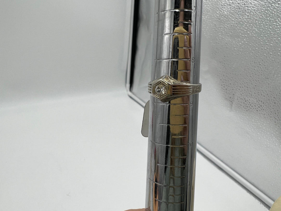 t744 Beautiful Vintage White Gold Cubic Zirconia Engagement Ring