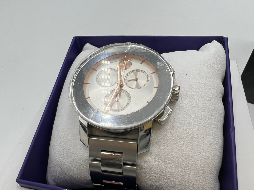 t804 Elegant Movado Bold Chronograph Wrist Watch