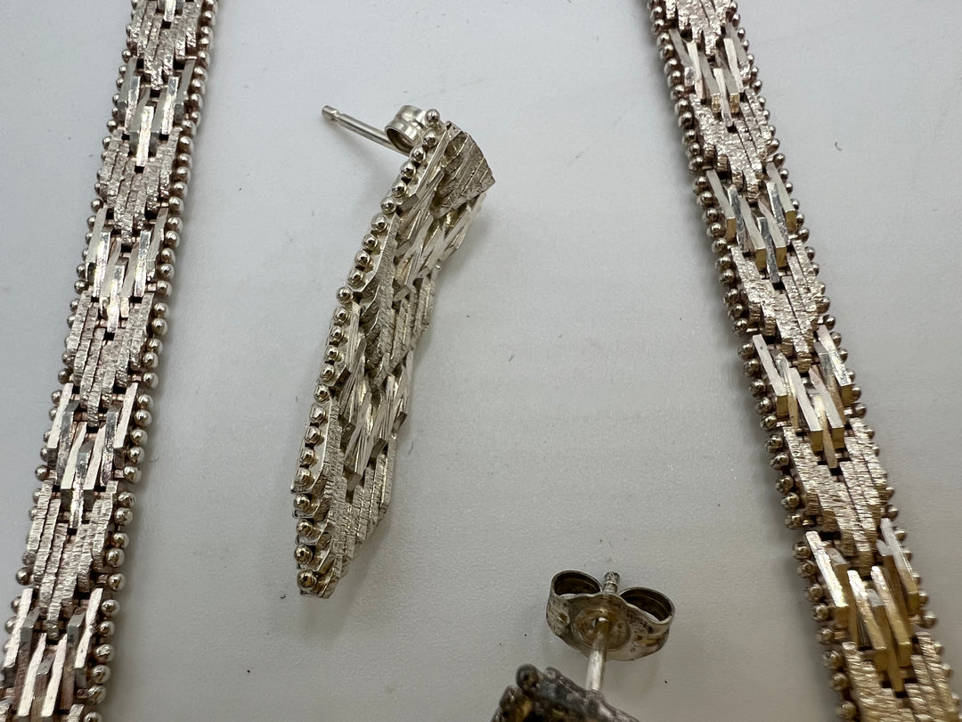 t836 Beautiful Sterling Silver Woven Chevron Chain Set