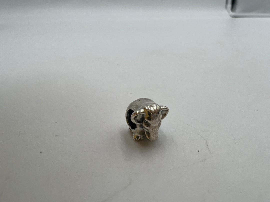 t846 Cute Sterling Silver Pandora Elephant Charm