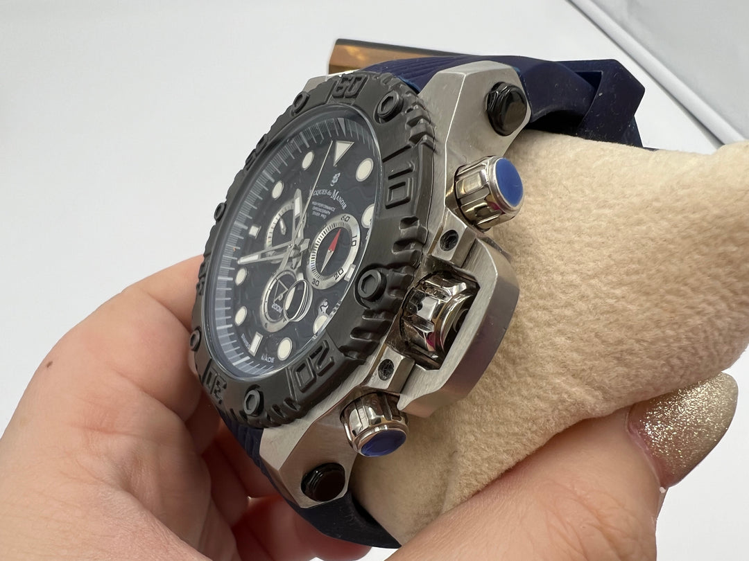 t849 Beautiful Jacques du Manoir Diver Pro Wrist Watch