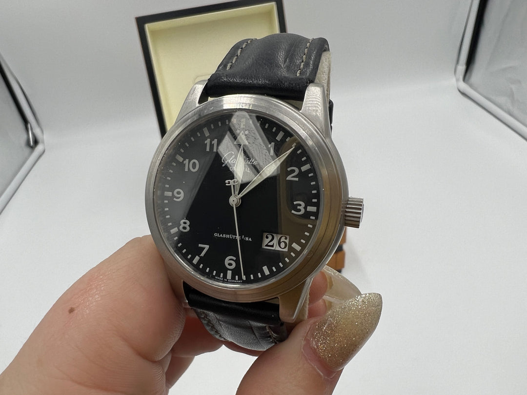 t876 Glashutte Original Senator Navigator Panorama Date Wrist Watch