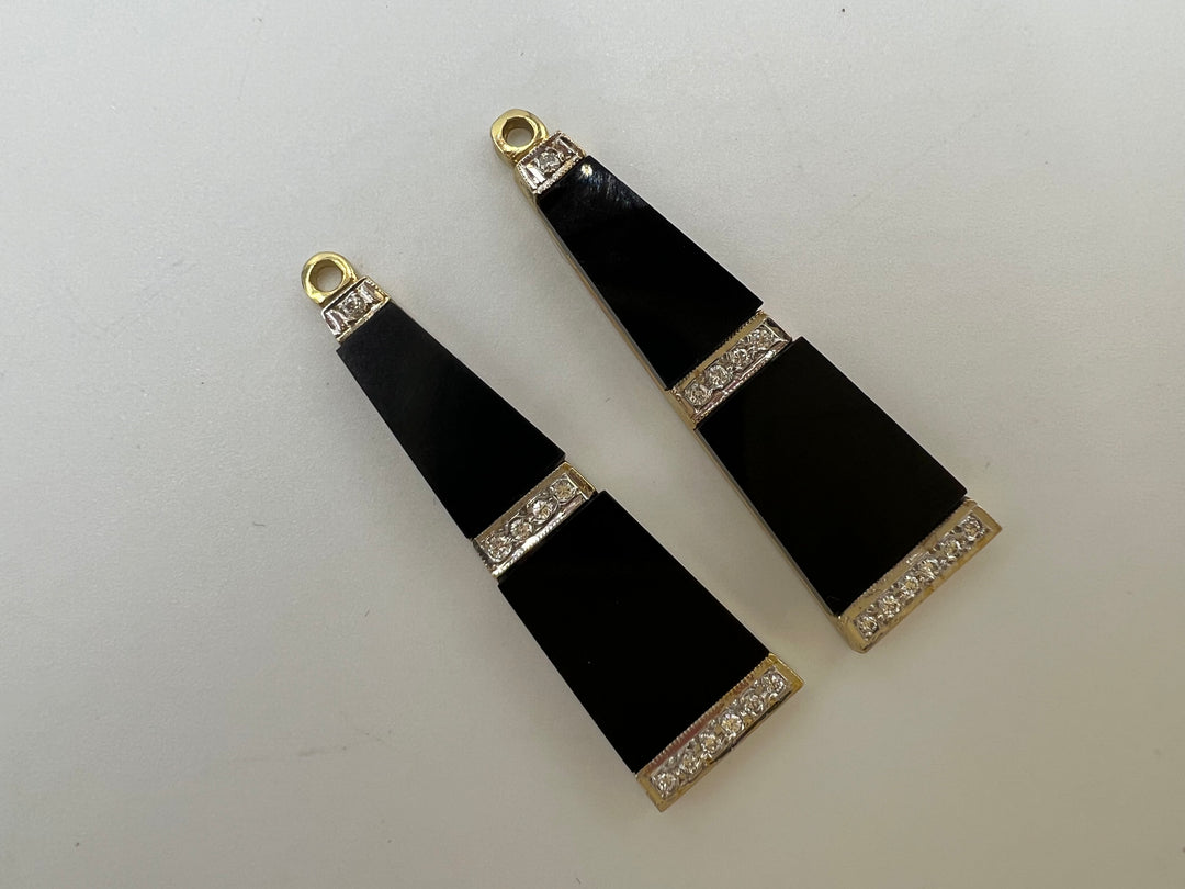 t888 Elegant 14kt Yellow Gold Onyx & Diamond Stud Earring Jacket
