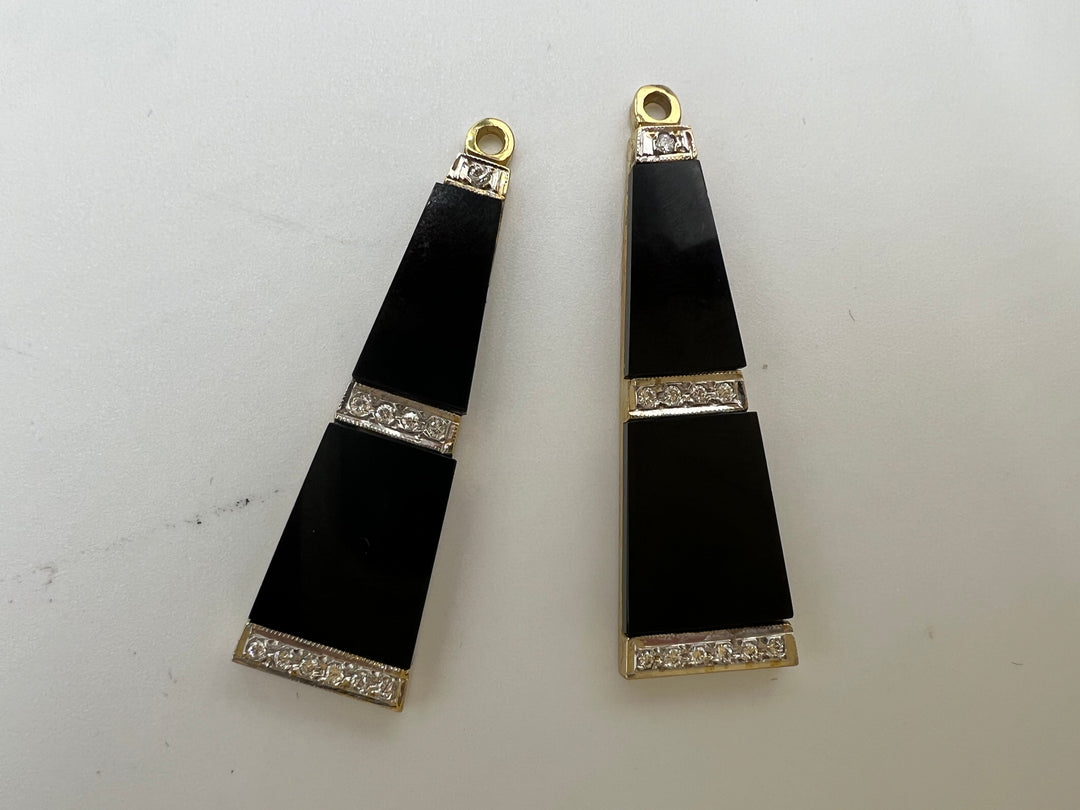 t888 Elegant 14kt Yellow Gold Onyx & Diamond Stud Earring Jacket