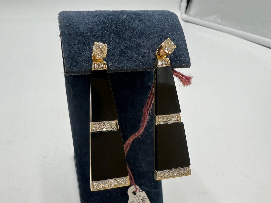 t888 Elegant 14kt Yellow Gold Onyx & Diamond Stud Earring Jacket